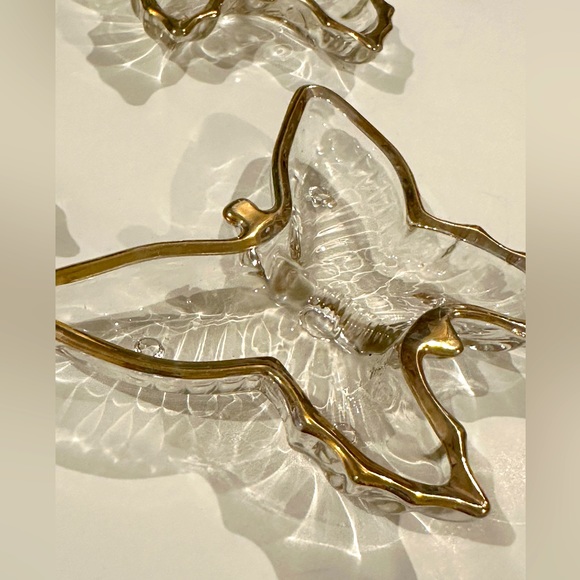 Vintage Butterfly Trinket Dish Set of 4 - Picture 4 of 12